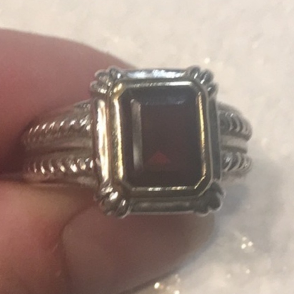 925 Sterling Silver & 14K Yellow Gold Genuine Garnet Two Tone Band Ring Size 7